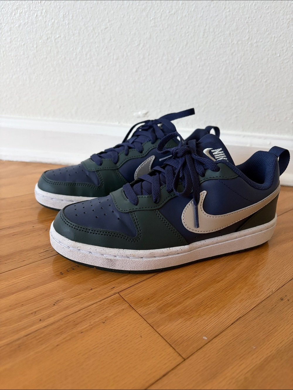 Nike Court Borough Low Recraft